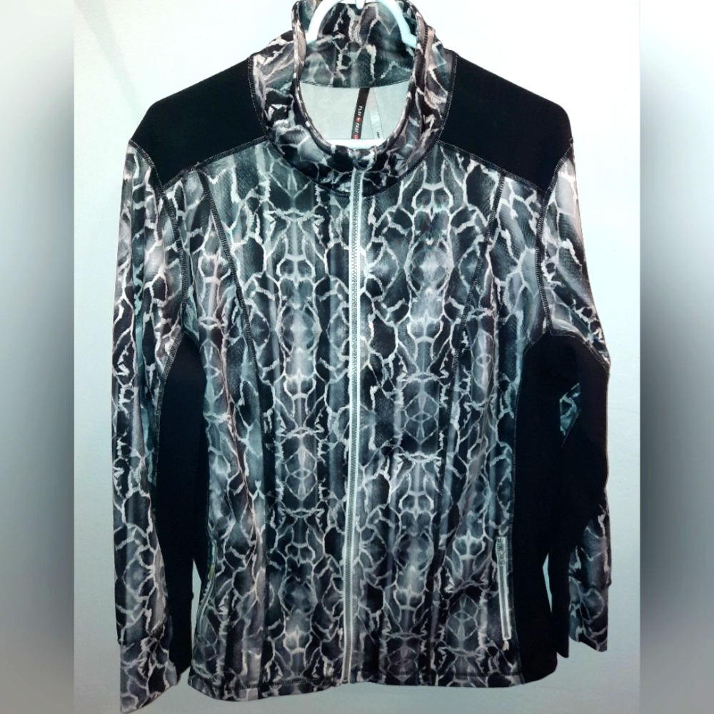 Women's Dressbarn 2x full zip light jacket white & black design EUC